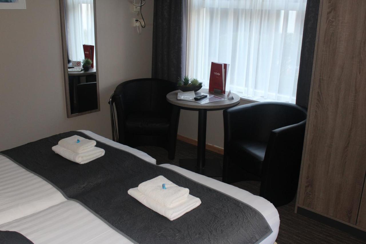 Hotel Restaurant 'T Klokje Ренессе Экстерьер фото